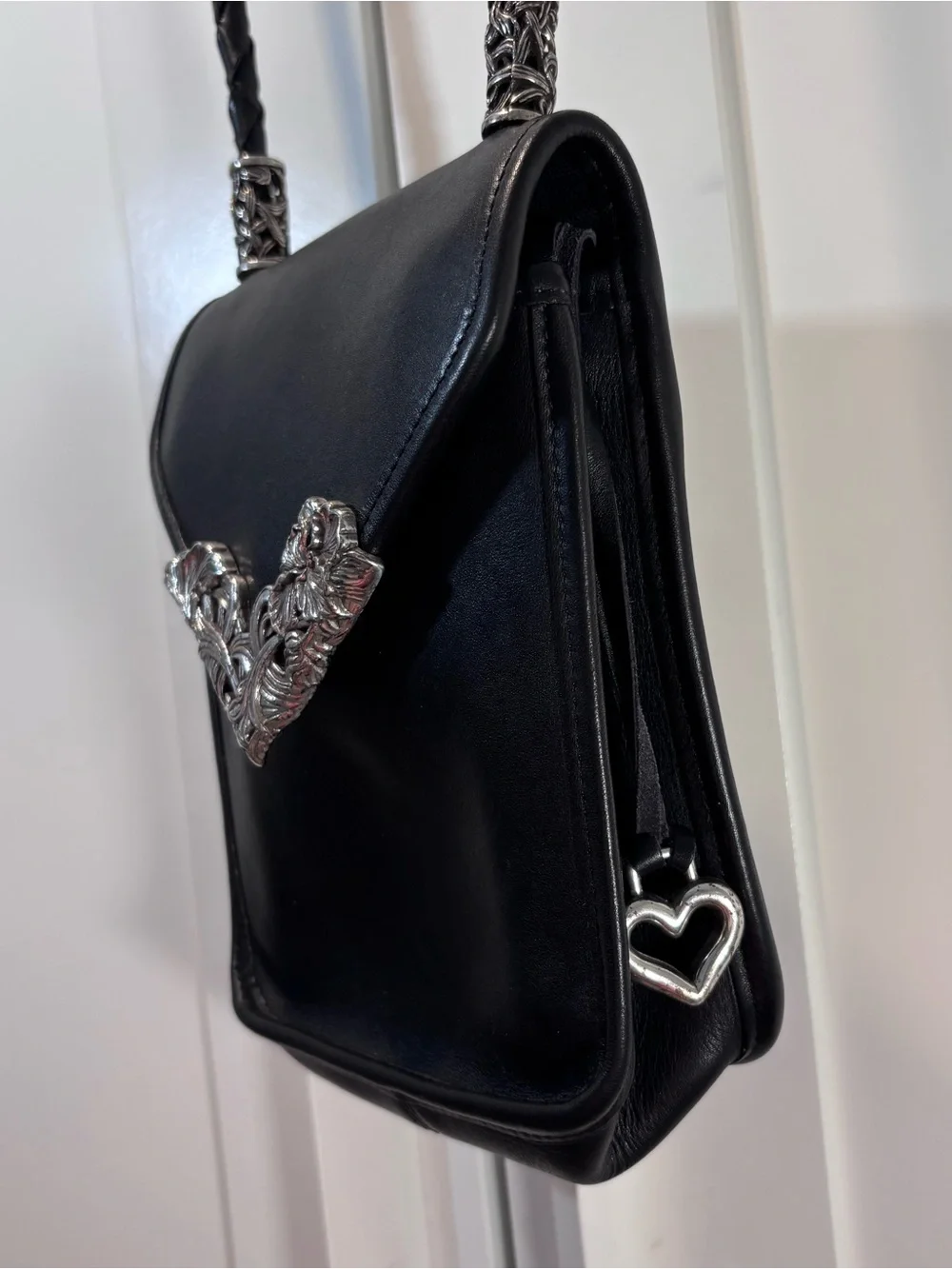 Brighton Vintage Black Leather Crossbody Bag Floral Silver Hardware Heart Purse